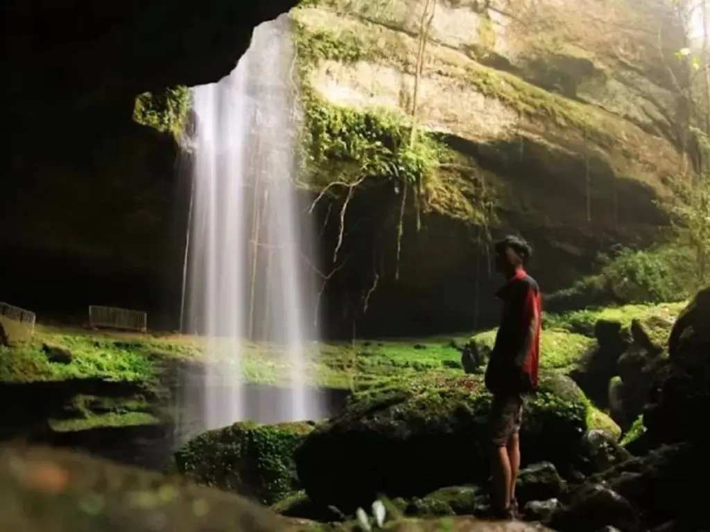 air-terjun-lubuak-bulan